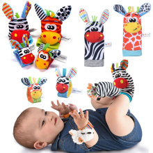 Baby Toys: Infant Socks with Wrist Rattle for Boys and Girls (0-12 Months)