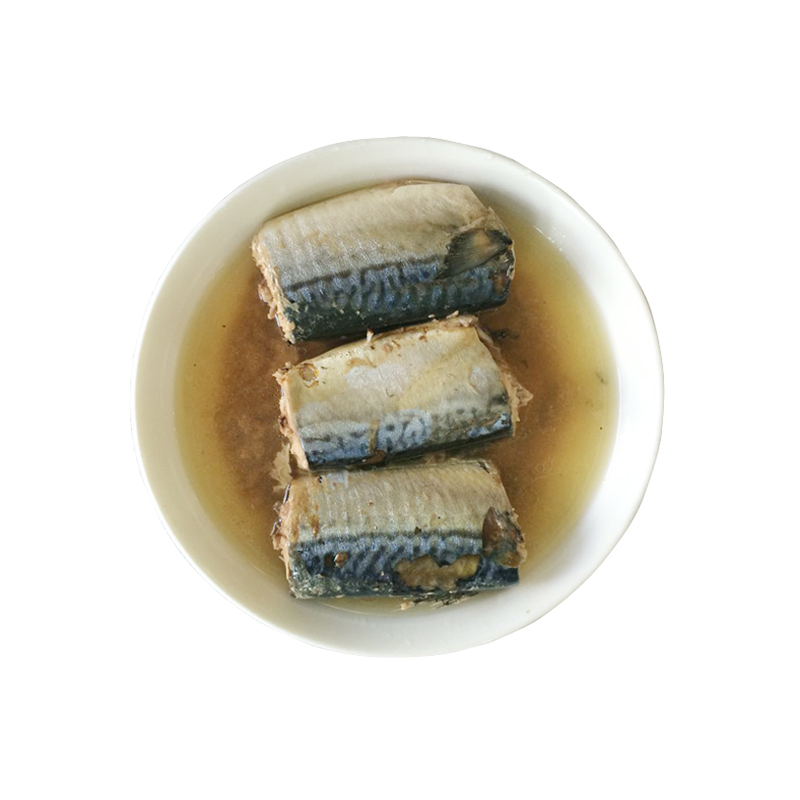 سمك الماكريل المعلب المعلب في الزيت النباتي