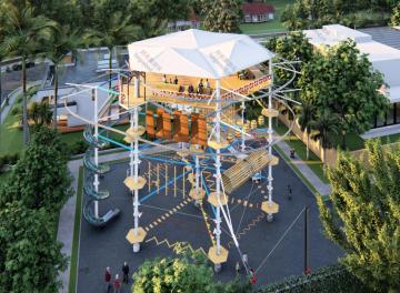 Outdoor playground equipment Expansion course