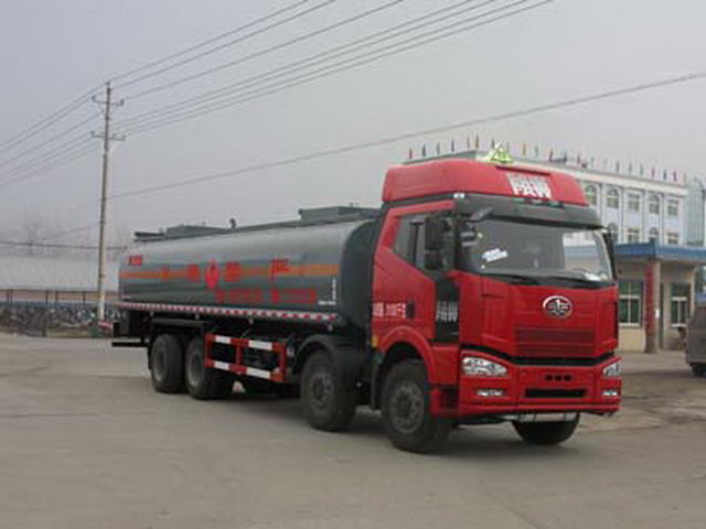 FAW J6 8X4 28000Litres Flammable Liquid Tanker