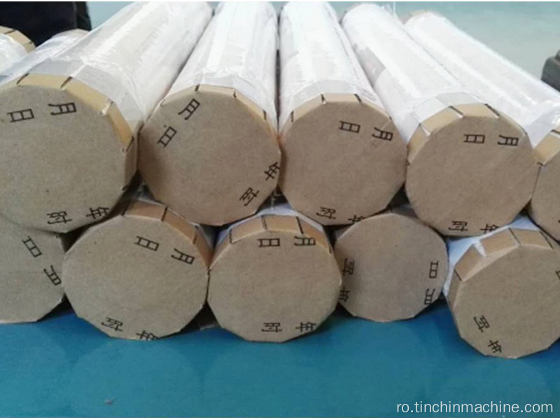 Mașină automată de ambalare a tapetului