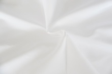 100% Polyester Bed Sheet Regular Optical Calendered White