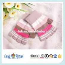 FUTIAN FASHION customized plain acrylic hot sale magic glove