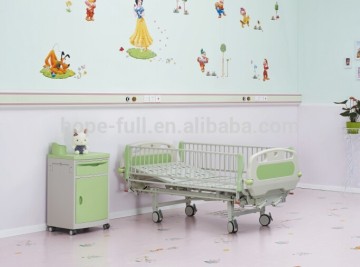 Child bed for sick room