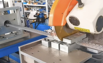 Sixteen-fold cabinet cold-bending production equipment