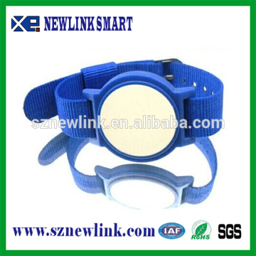 cheap customized fabric wristbands