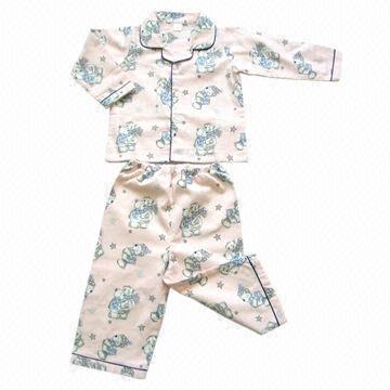 Girl's flannel sleepwear