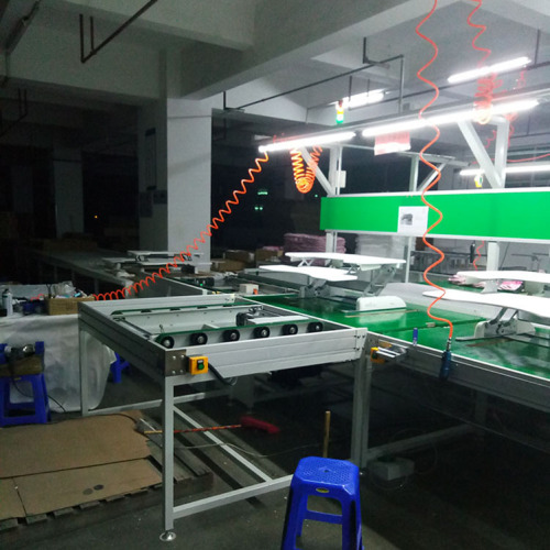 32-65 &quot;LED Line Assembly TV with Pallets