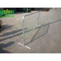 Road safety metal pedestrian used crowd control barrier