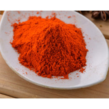 Poudre de paprika propre rouge