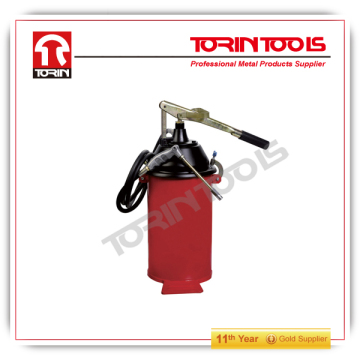 Hand operated grease pump