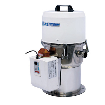 Mesin pengacuan suction plastik memberi makan automatik