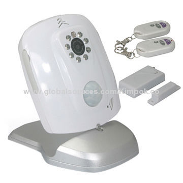 3G surveillance video camera with night vision, real-time wireless video monitoring in 24 hoursNew