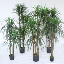 Artificial Plants Plastic Yucca Tree in UV Resistance For Outdoor