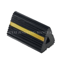 Airline Ribbed Rubber Chocks with Reflective Tape