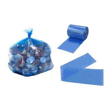 Bolsa de basura de plástico en azul