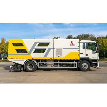 HOWO 18t road sweeper with vacuum cleaning system