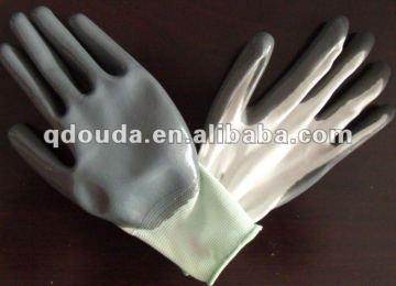 Nitrile coated glove/working glove