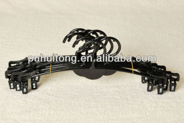 plastic underwear hanger (stock)