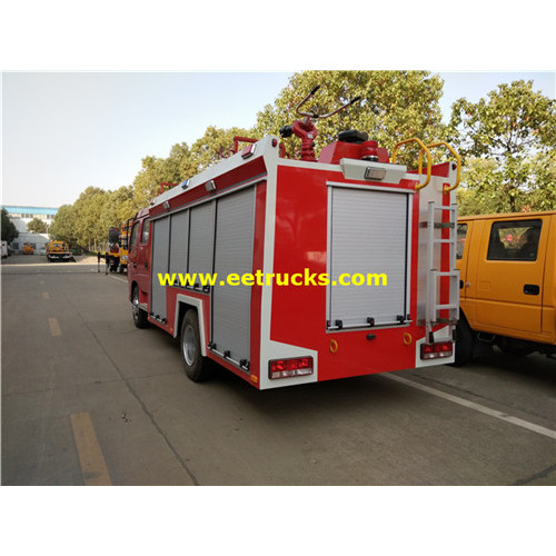 Xe cứu hỏa nước nóng Dongfeng 2000 Gallon