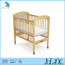 Direct selling Kidergarten safety eco-friendly solid wood infant bed
