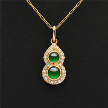 Diamond-encrusted Jade Jadeite Gourd Clavicle Chain Pendant