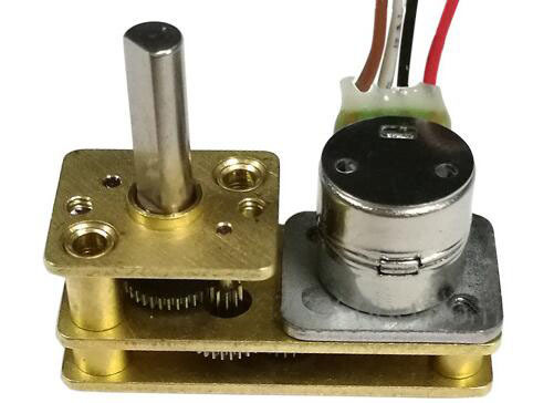 ステッパーギアモーター独自の形状