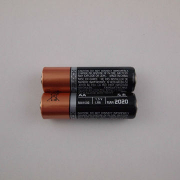 Loose pack alkaline battery duracel