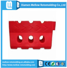 Rotomolding traffic barriers plastic