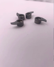 Carbide inserts for grooving