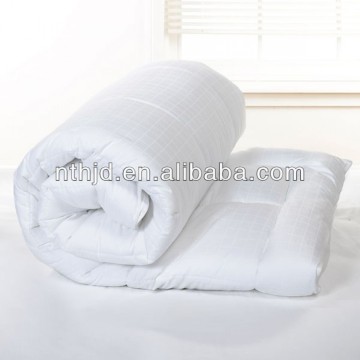 Super luxurious duck down duvet