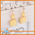 Barang kemas Earring batu damar kuning baru