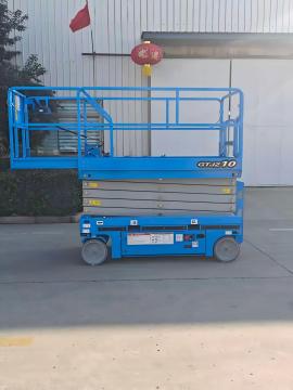 Versatile Scissor Lift for Material Handling