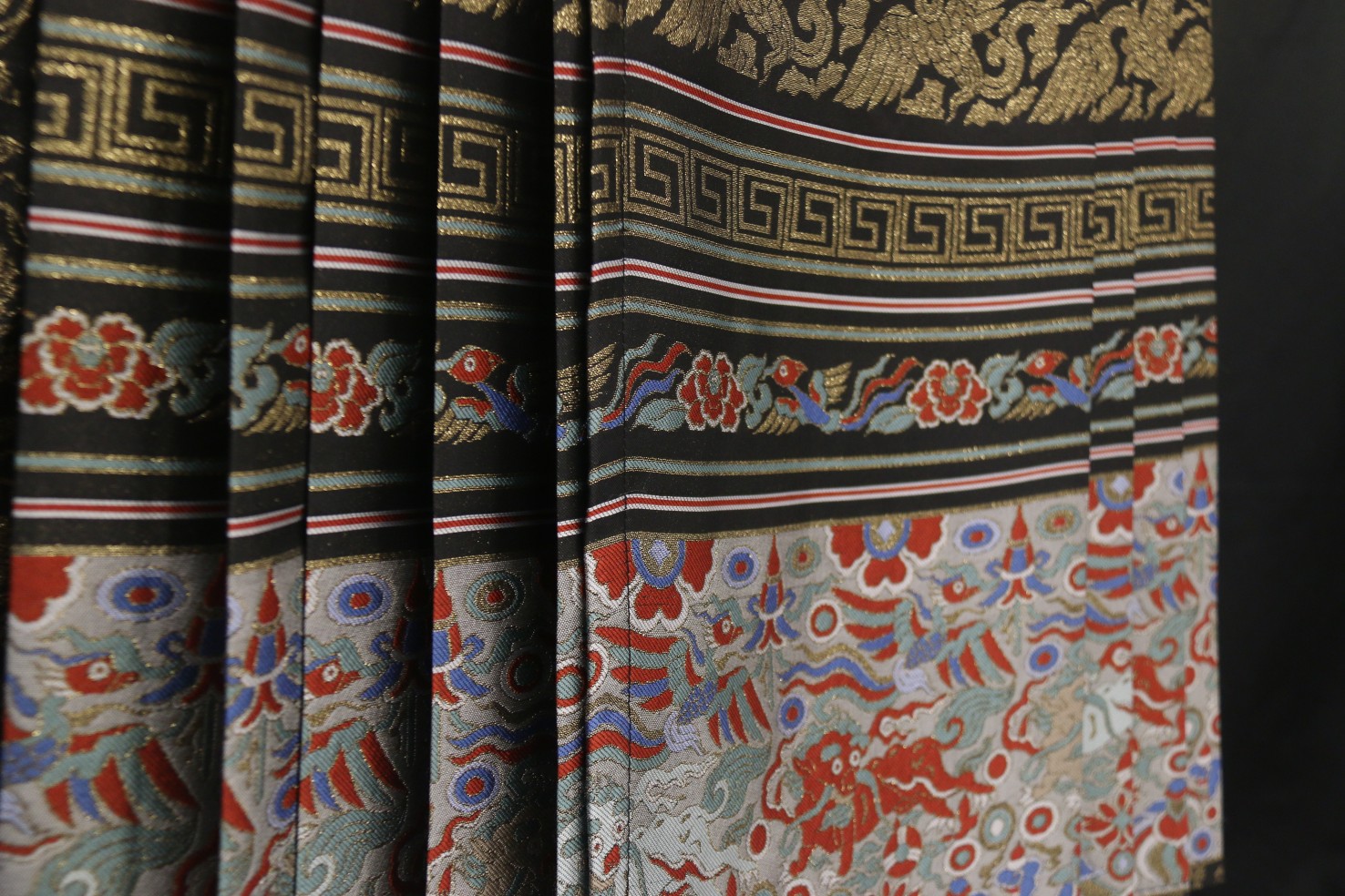 falda de caballo chino chinese horse skirt