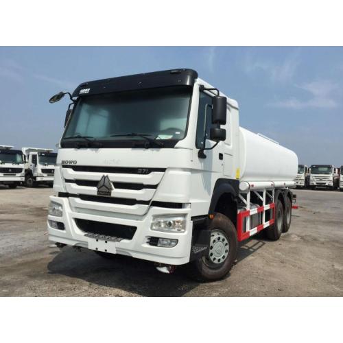 Truk tangki air 20000L merk Dongfeng Chassis