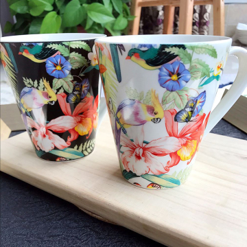 Handcrafted Ceramic Bowls for Elegant Dining