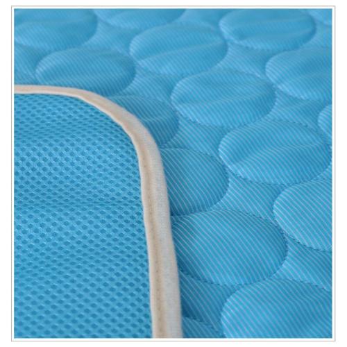 Tapis d&#39;été tapis pour animaux de compagnie Ice Cool