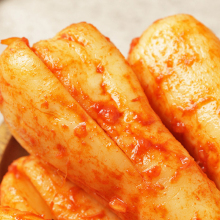 Pickled small white radish