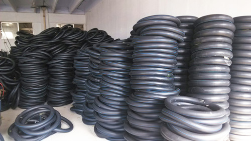 DOT Soncap ISO9001 Certificated Motorcycle Inner Tube (3.00-10, 4.00-8, 4.10-18, 4.00-12, 3.50-10, 3.25-16)