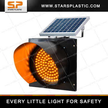 SOLAR YELLOW STROBE TRAFFIC LIGHT