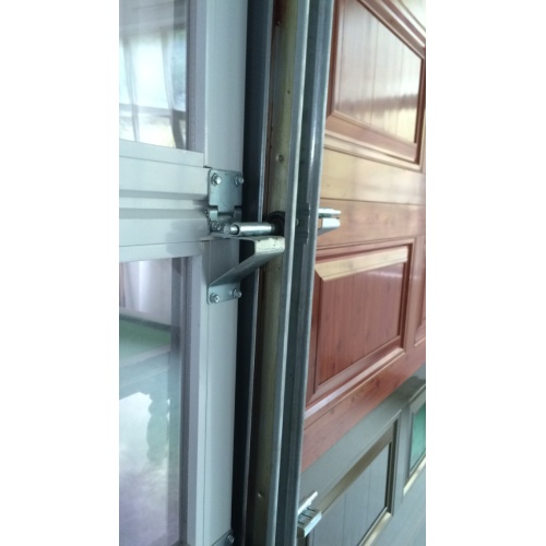 Pintu Sectional untuk dock Peningkatan pintu garasi