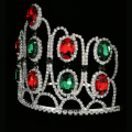 Couronne de reconstitution historique Tiara King avec strass et couleurs de Noël