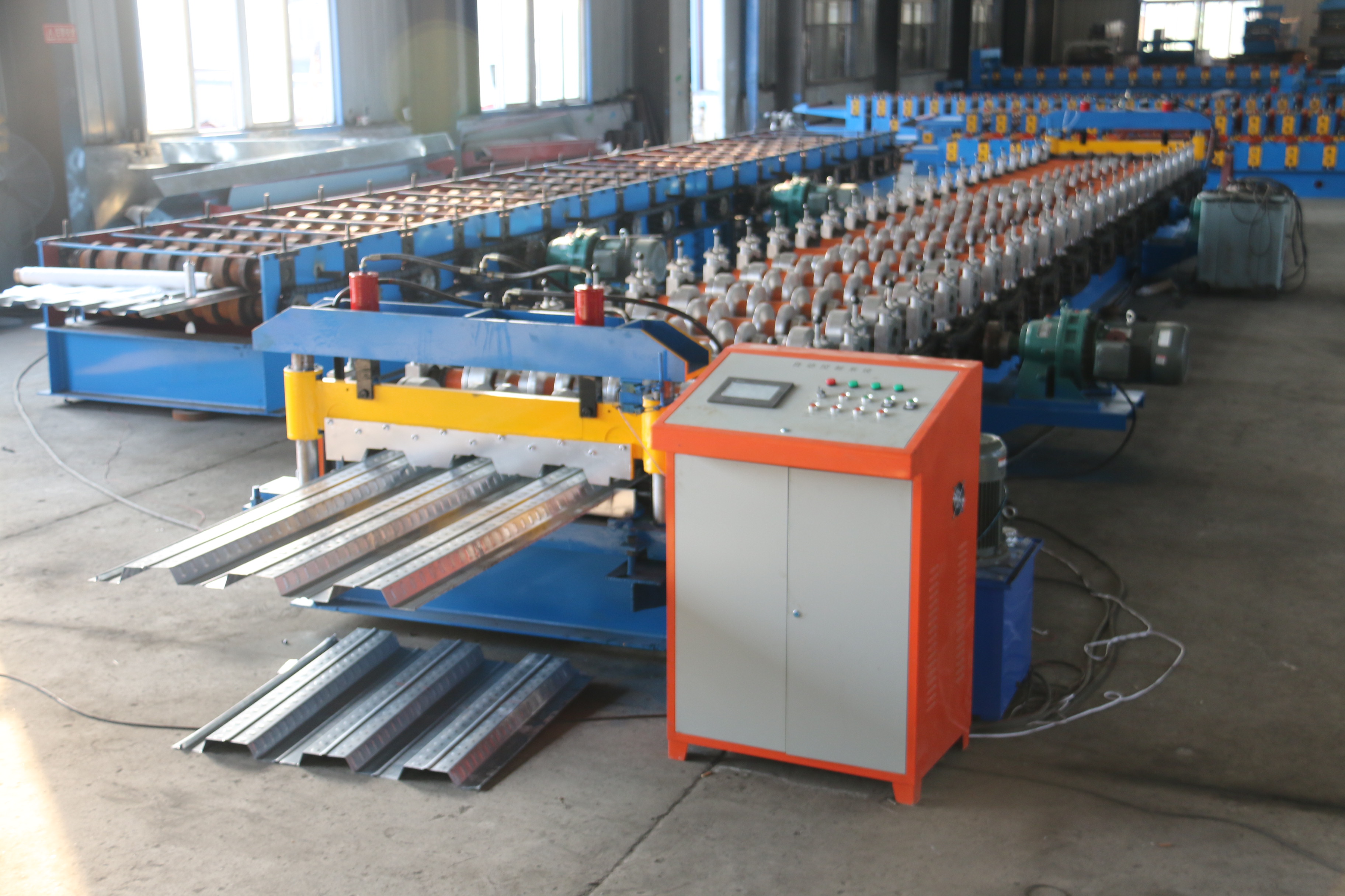 Metal Floor Decking Construction Panel Roll Forming Machine