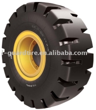 Non-marking solid tyre