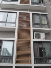 House air conditioning shutters