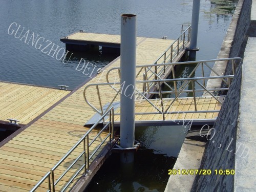 Antisepsis pine wood decking for marina