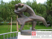 Plaza Gorgeous Bronze Sculpture