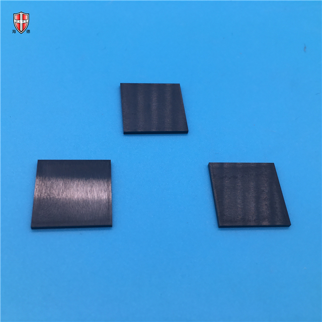 hot-press forming silicon nitride ceramic sheet chip lamina