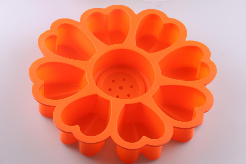 Cake mold in flower shaped