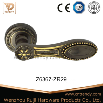 European Antique Style Antique Brass Zamak Door Lever Handle (Z6367-ZR29)